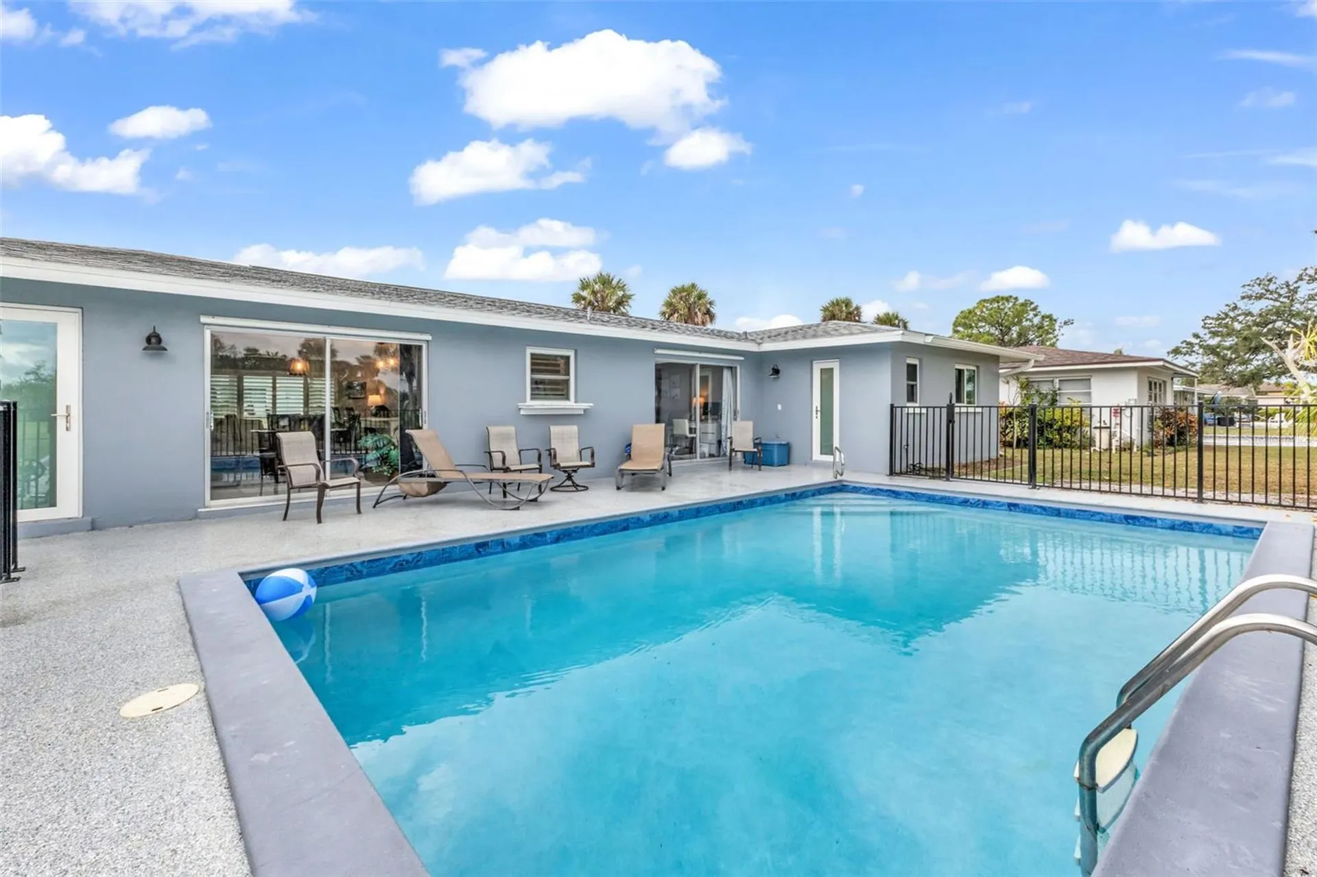16 Oakland Hills Place Rotonda West FL 33947