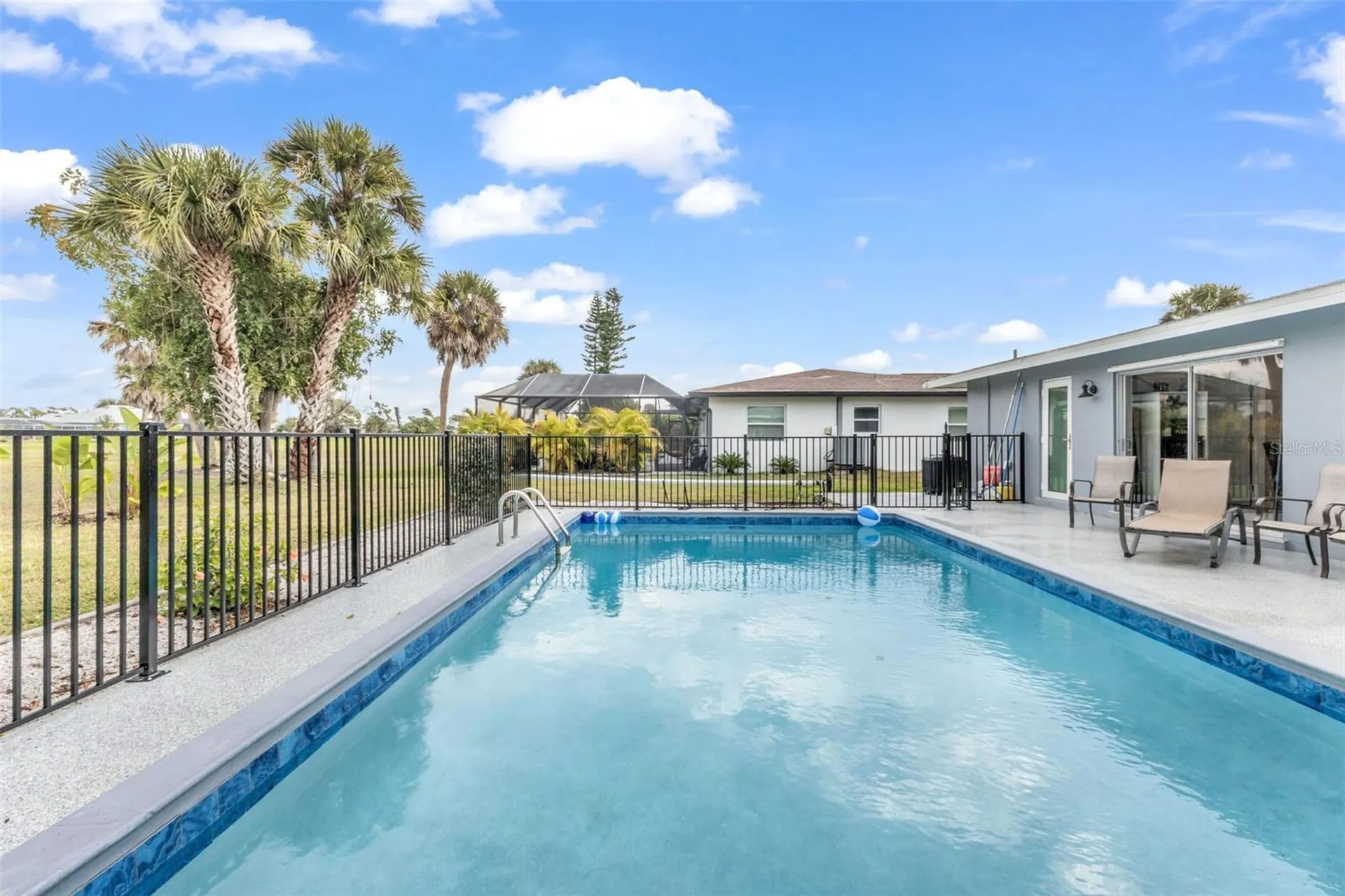16 Oakland Hills Place Rotonda West FL 33947