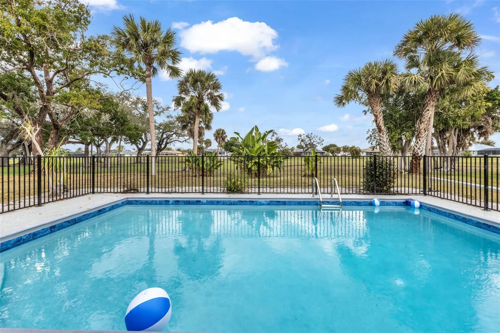 16 Oakland Hills Place Rotonda West FL 33947
