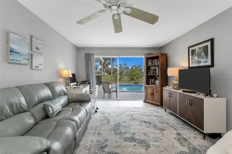 16 Oakland Hills Place Rotonda West FL 33947