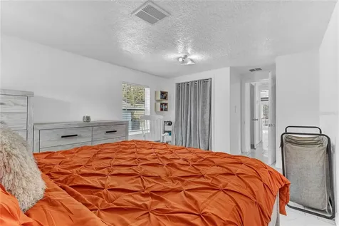 2121 Woodland Drive Apopka FL 32703