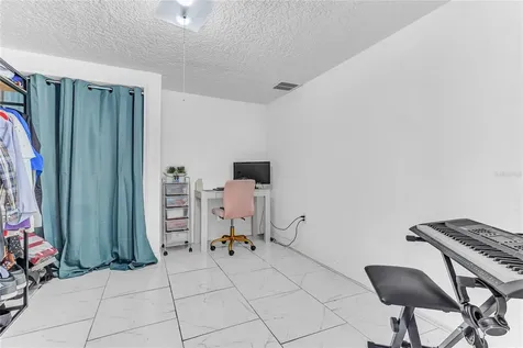 2121 Woodland Drive Apopka FL 32703
