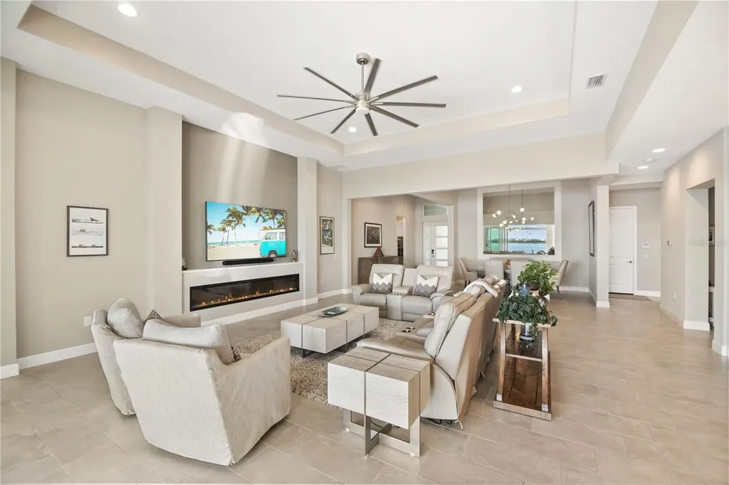 8083 Waterbend Trail Sarasota FL 34240