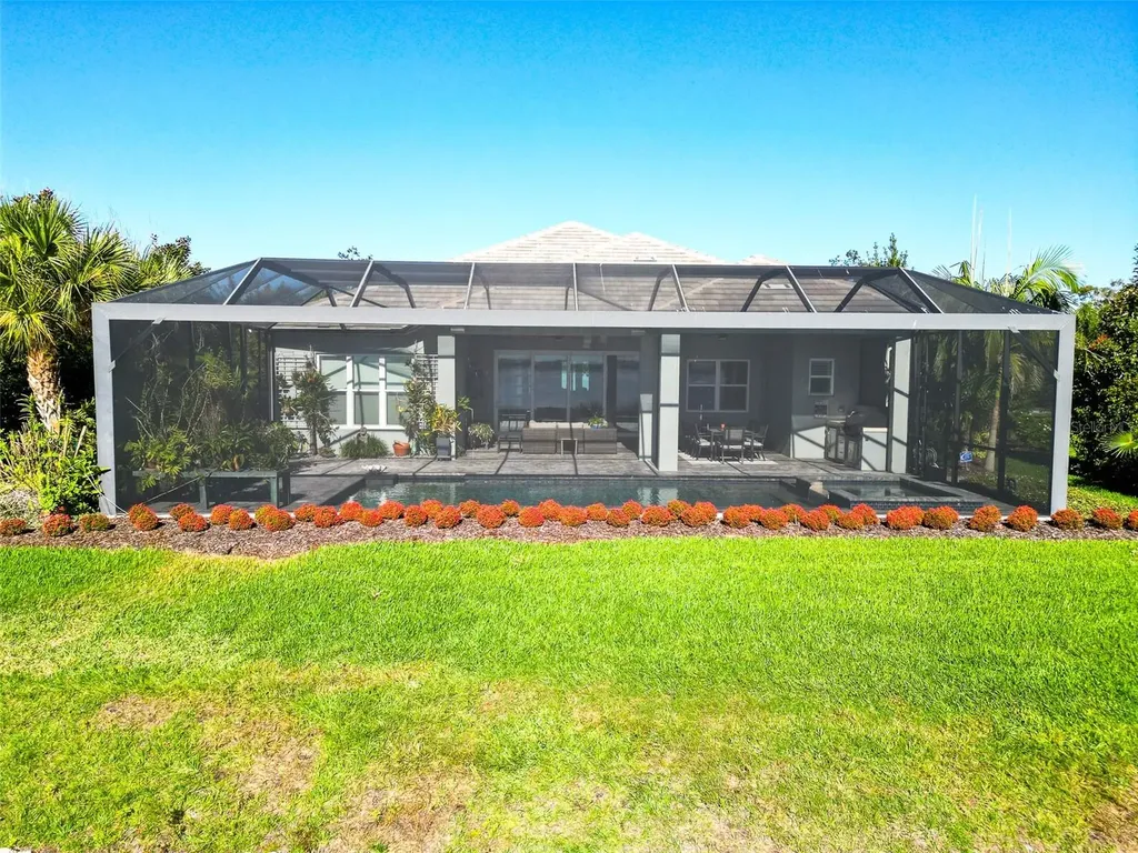 8083 Waterbend Trail Sarasota FL 34240