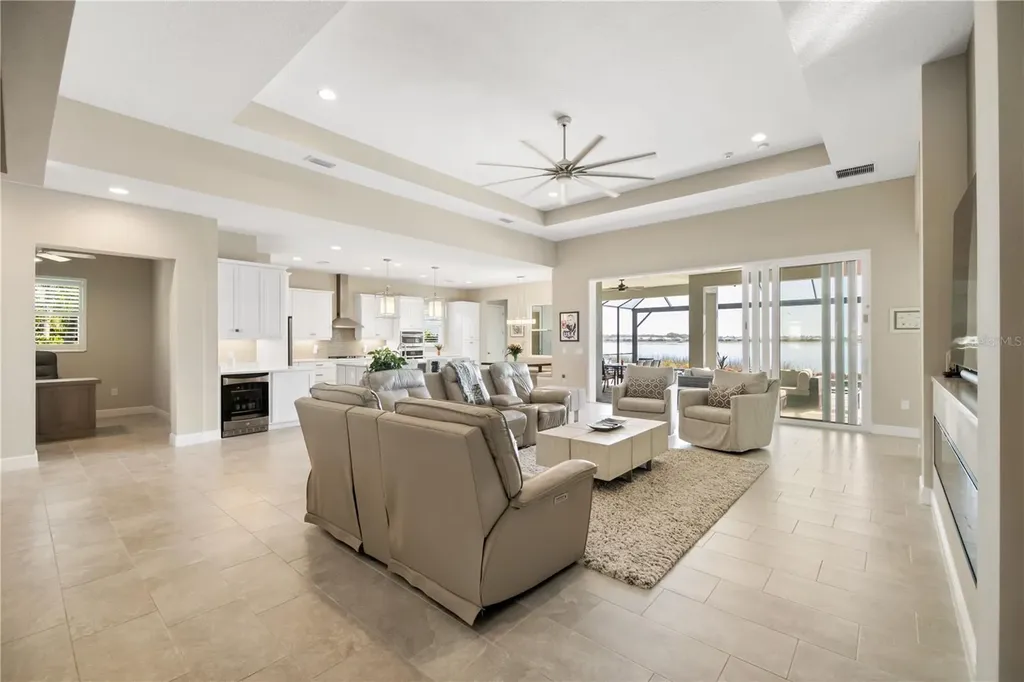 8083 Waterbend Trail Sarasota FL 34240