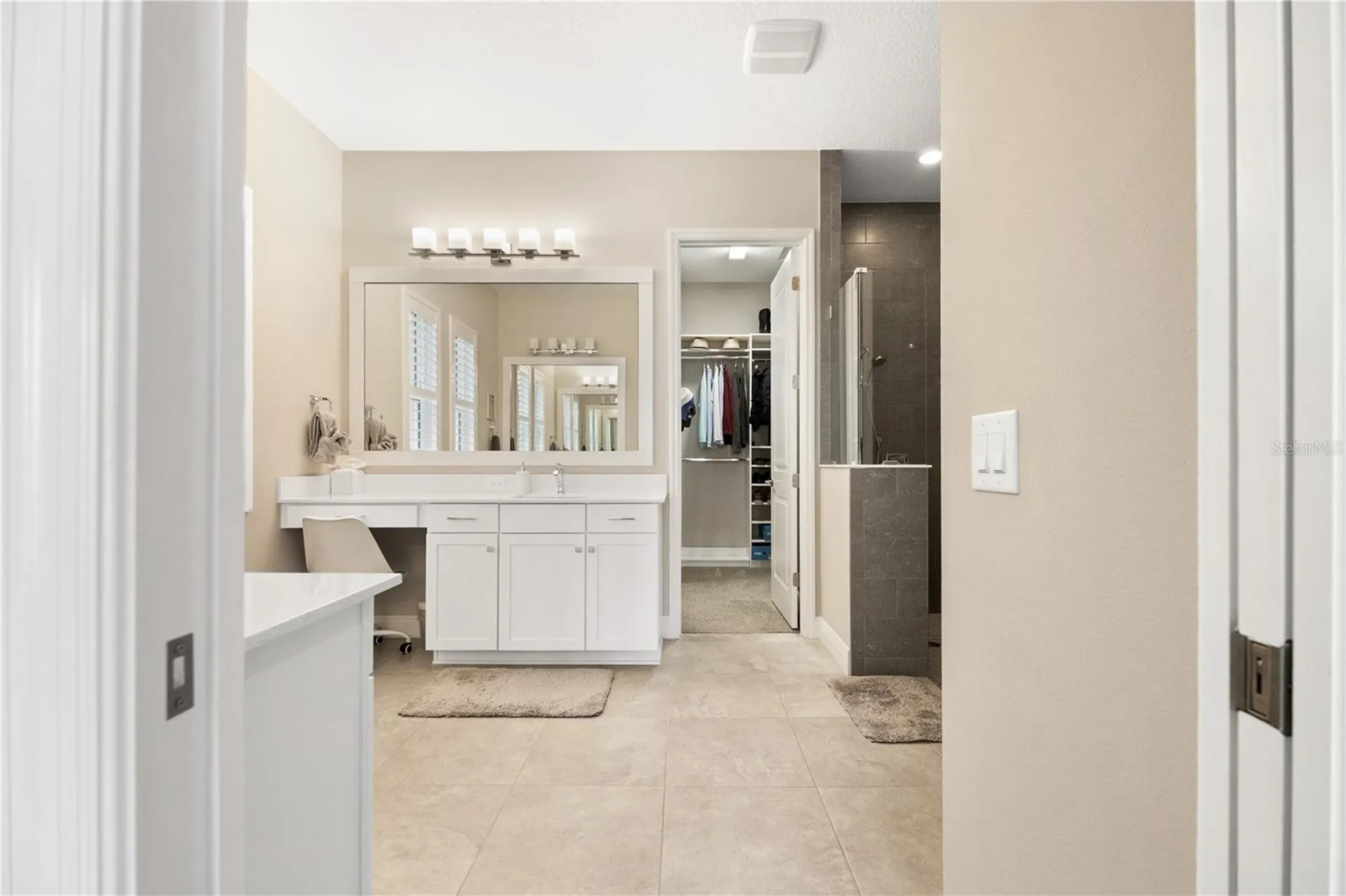 8083 Waterbend Trail Sarasota FL 34240