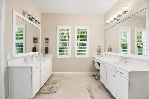 8083 Waterbend Trail Sarasota FL 34240