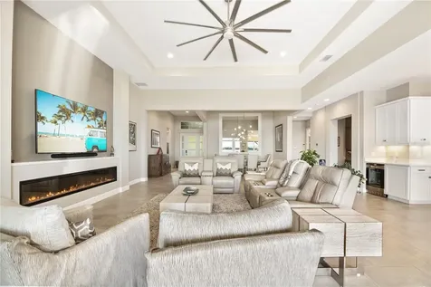 8083 Waterbend Trail Sarasota FL 34240