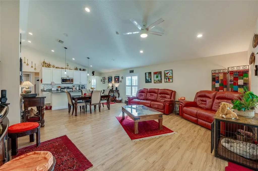 812 Hamilton Street New Smyrna Beach FL 32168