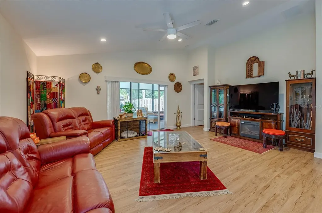 812 Hamilton Street New Smyrna Beach FL 32168