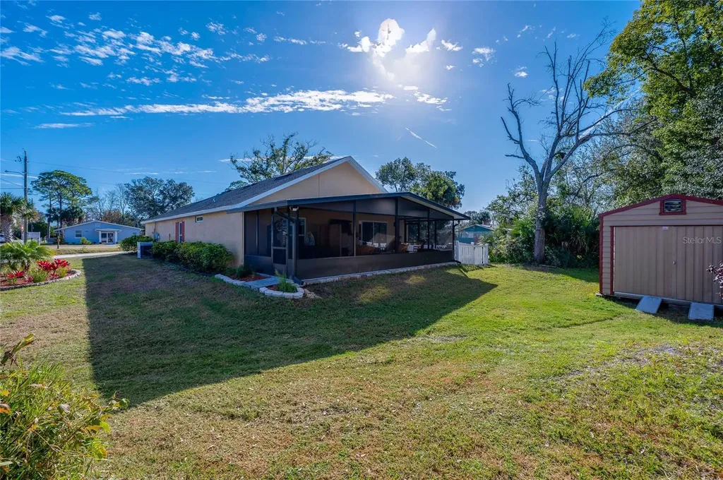 812 Hamilton Street New Smyrna Beach FL 32168