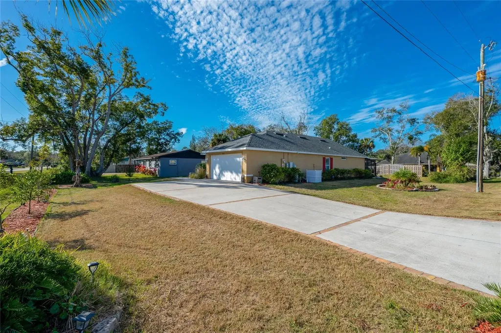 812 Hamilton Street New Smyrna Beach FL 32168