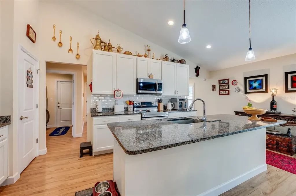812 Hamilton Street New Smyrna Beach FL 32168