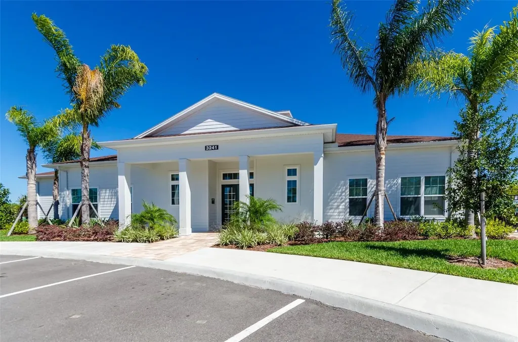 8932 Shine Drive Kissimmee FL 34747