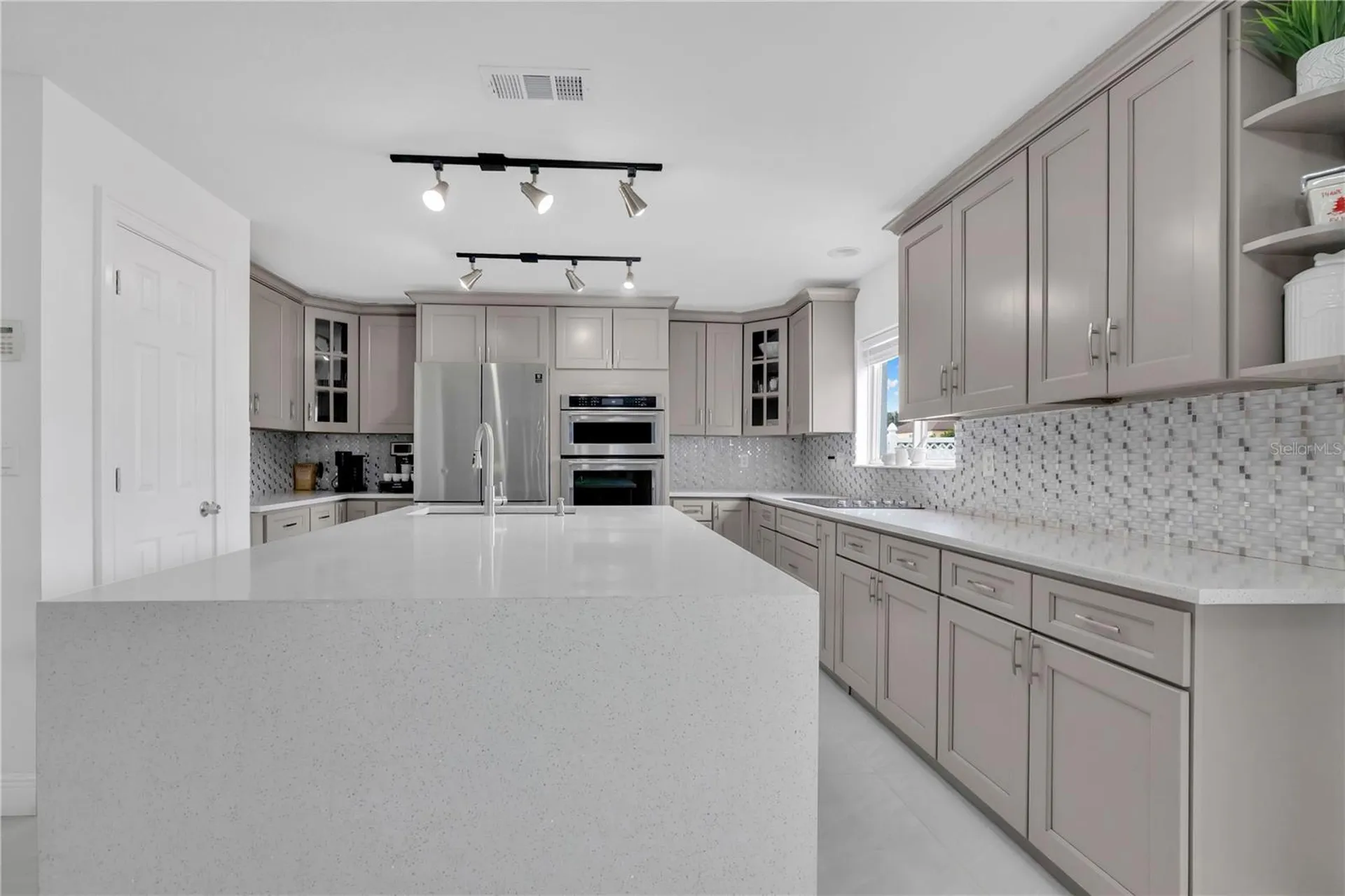 3064 Tobago Avenue Clermont FL 34711