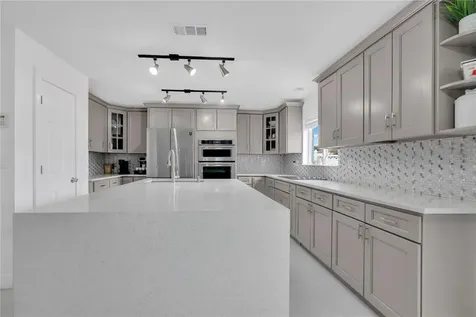 3064 Tobago Avenue Clermont FL 34711