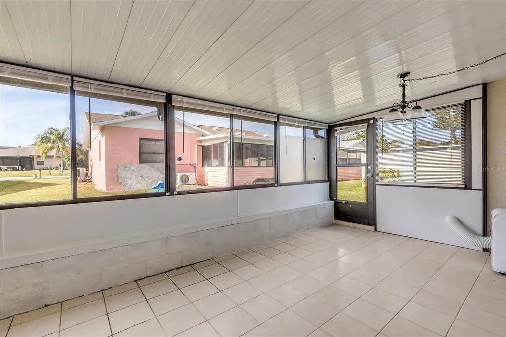 26 Laughing Gull Lane Edgewater FL 32141