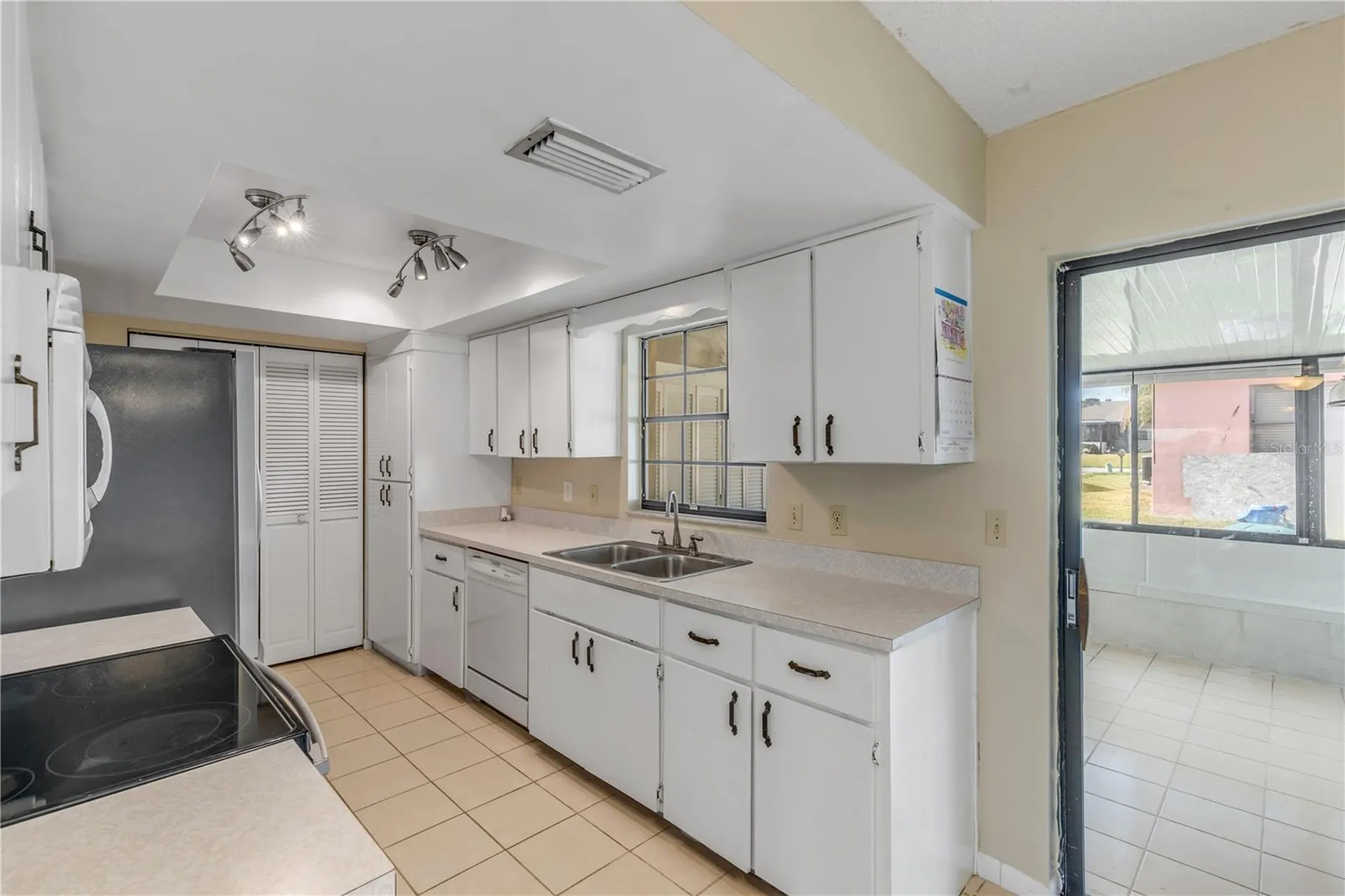 26 Laughing Gull Lane Edgewater FL 32141