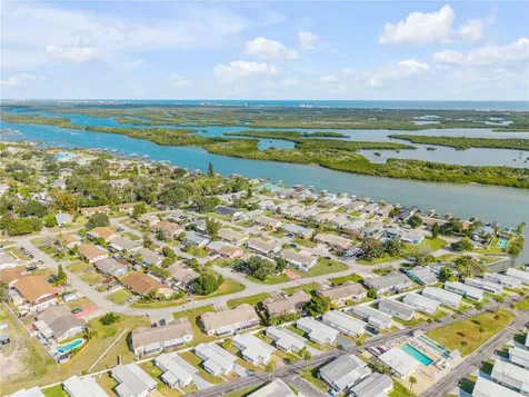 26 Laughing Gull Lane Edgewater FL 32141