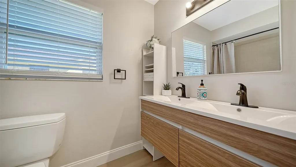 2660 Colorado Street Sarasota FL 34237