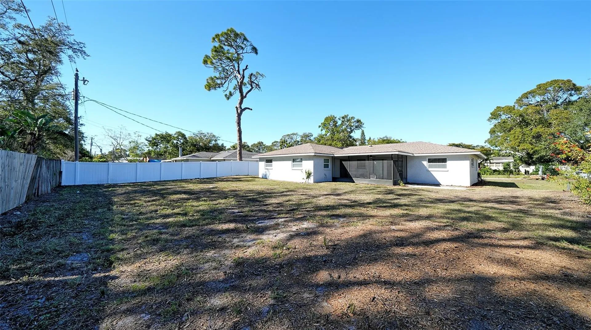 2660 Colorado Street Sarasota FL 34237