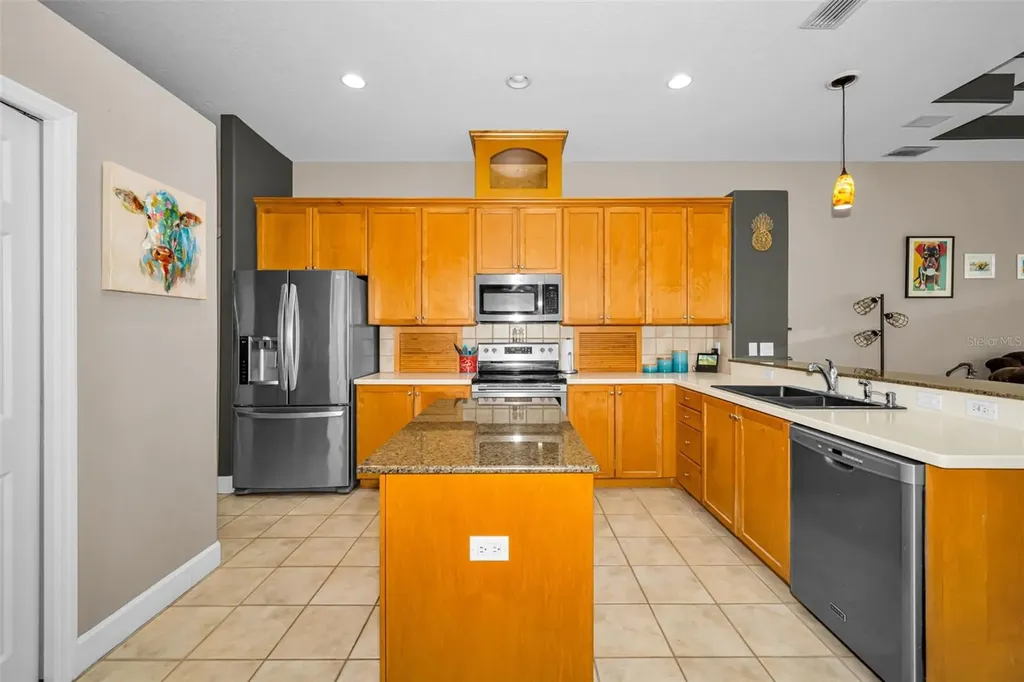 34539 Merion Court Dade City FL 33525