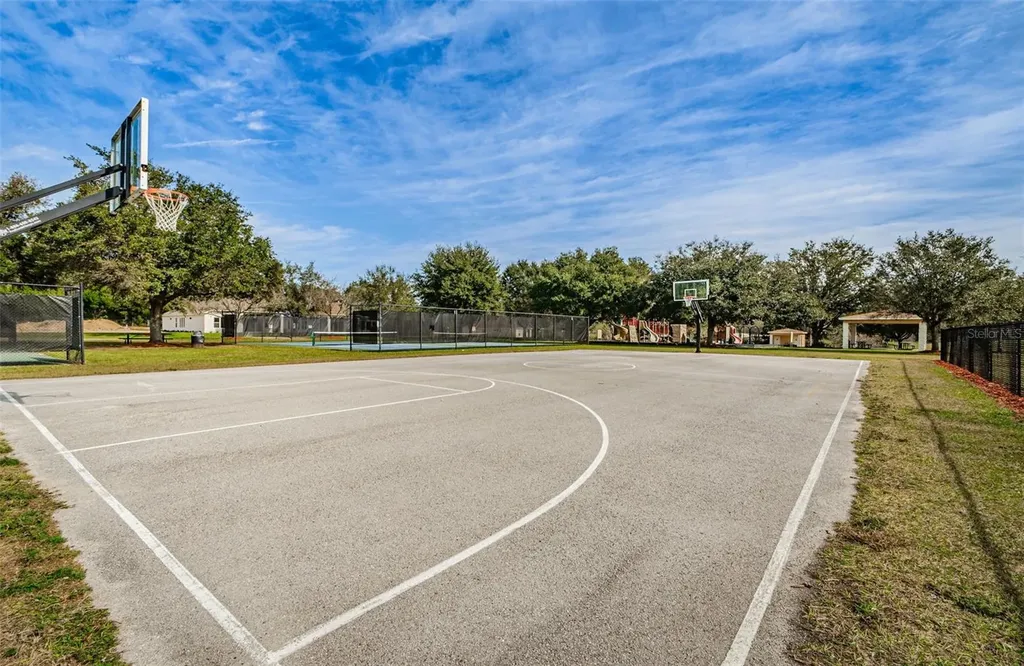 34539 Merion Court Dade City FL 33525