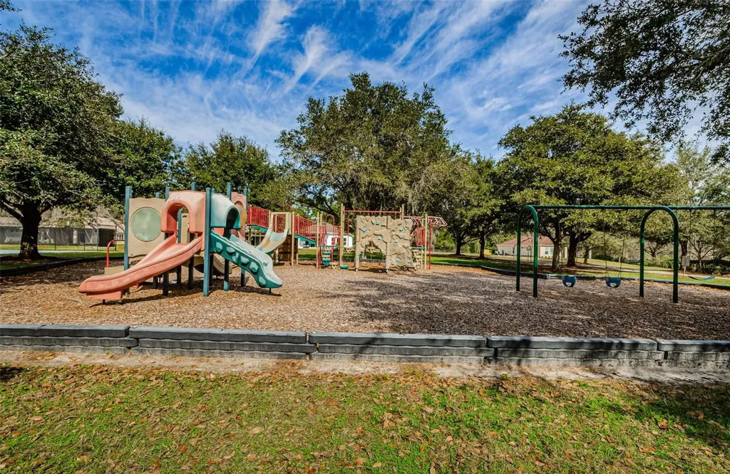 34539 Merion Court Dade City FL 33525