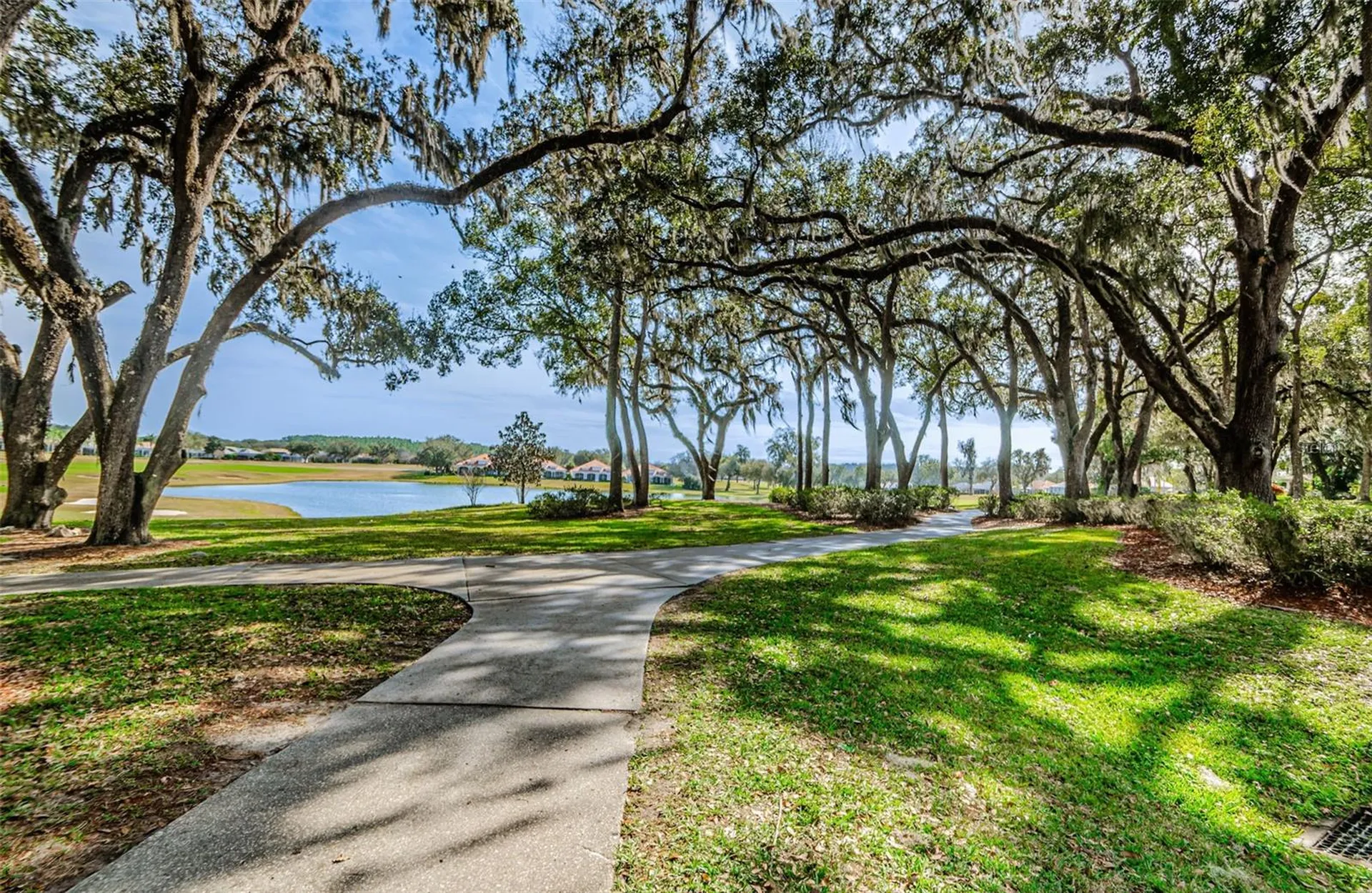34539 Merion Court Dade City FL 33525