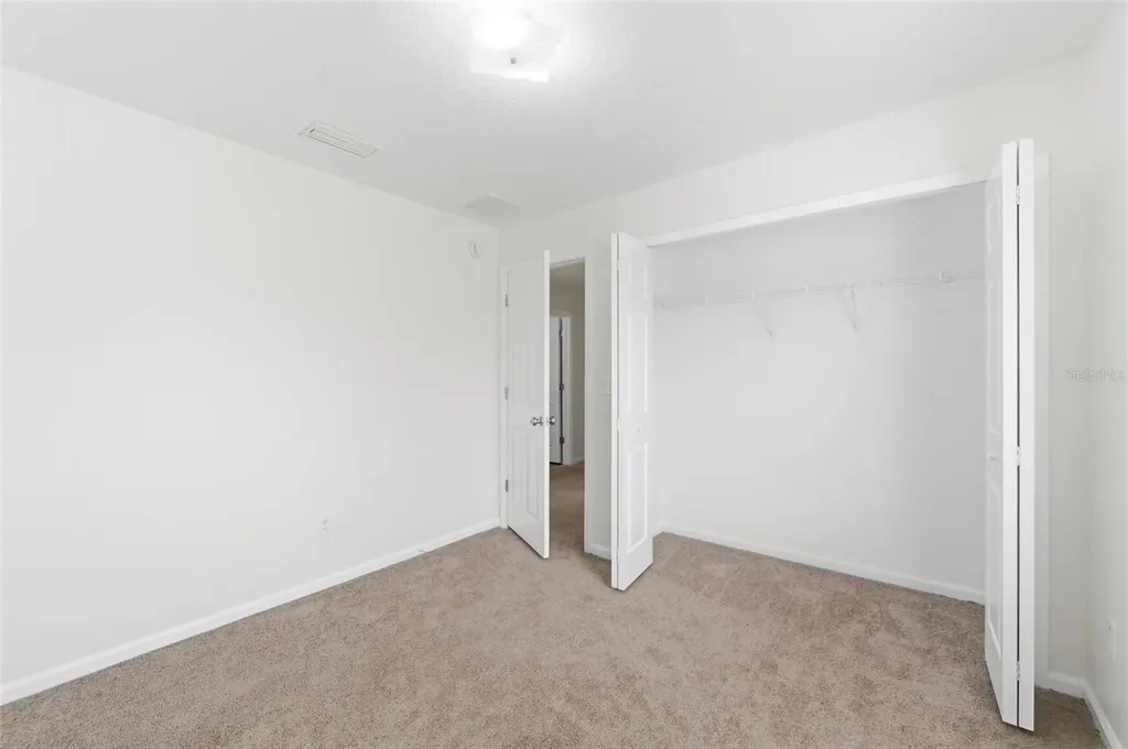 2537 Blackstone Court Jacksonville FL 32221