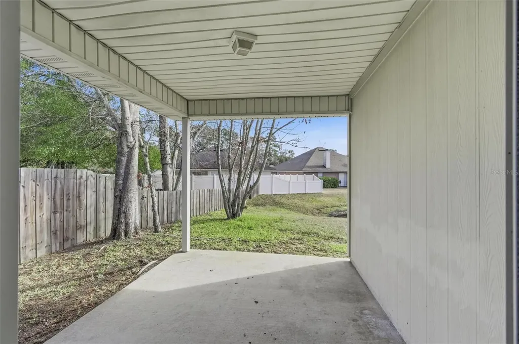 2537 Blackstone Court Jacksonville FL 32221