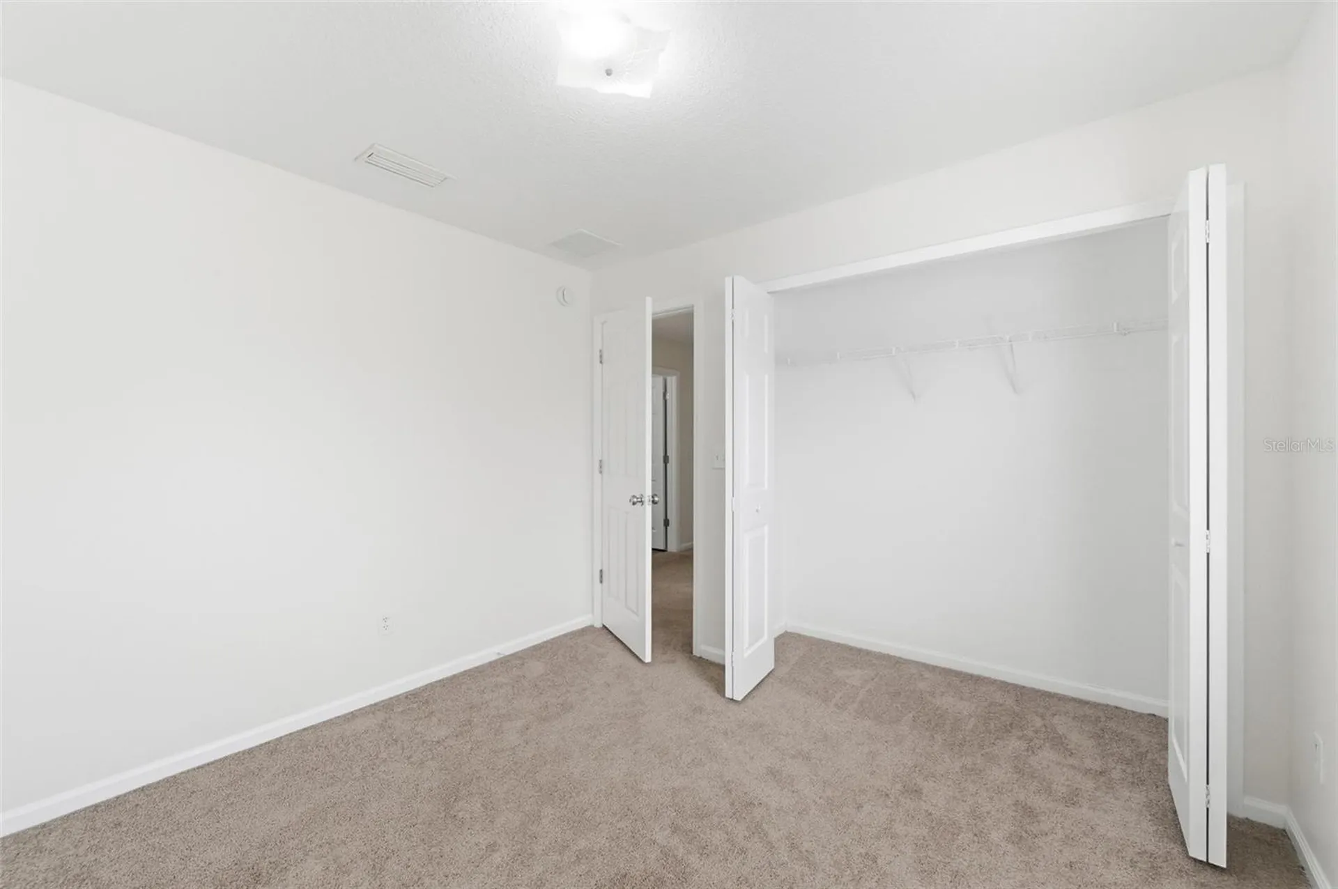 2537 Blackstone Court Jacksonville FL 32221