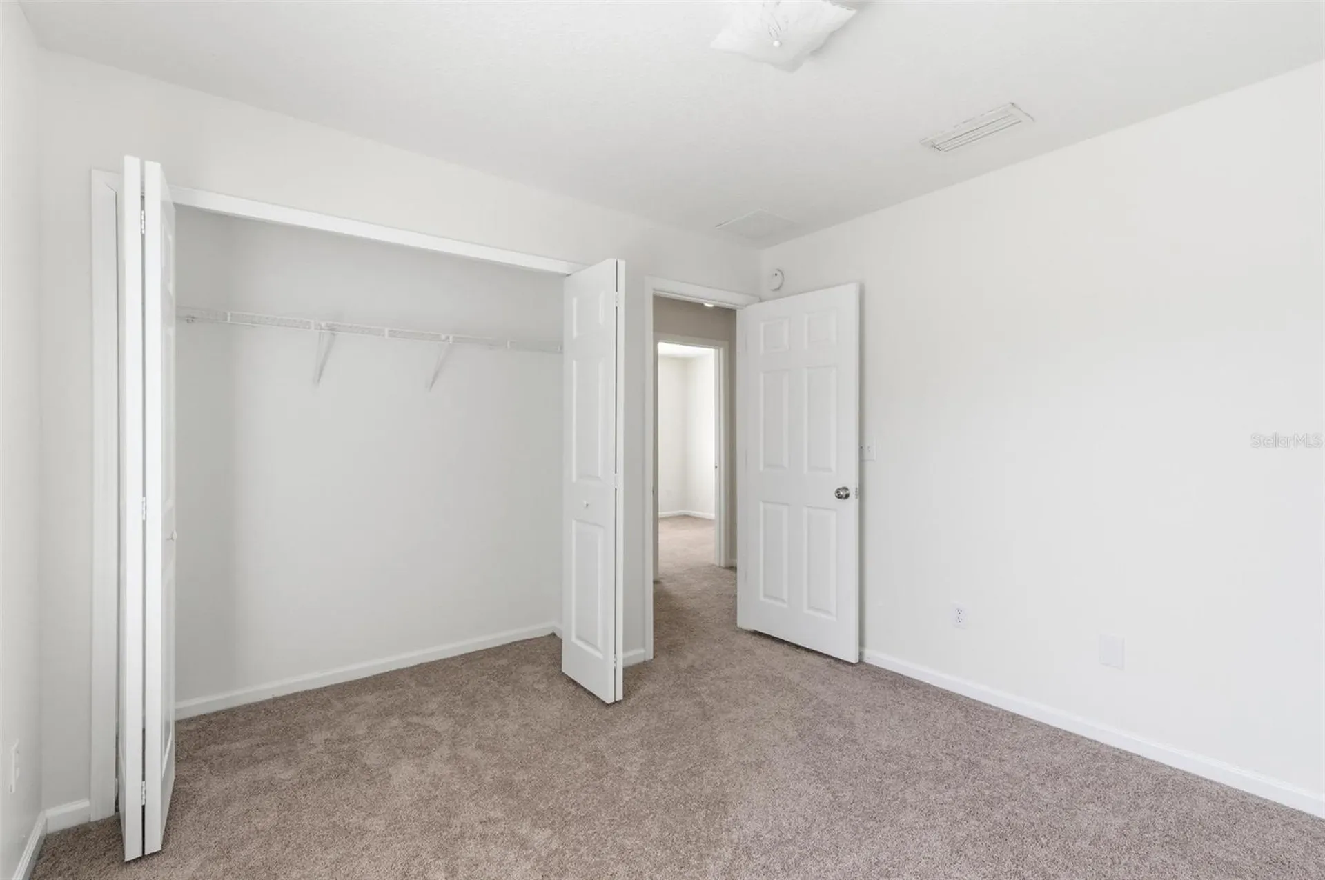 2537 Blackstone Court Jacksonville FL 32221