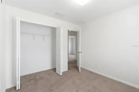 2537 Blackstone Court Jacksonville FL 32221