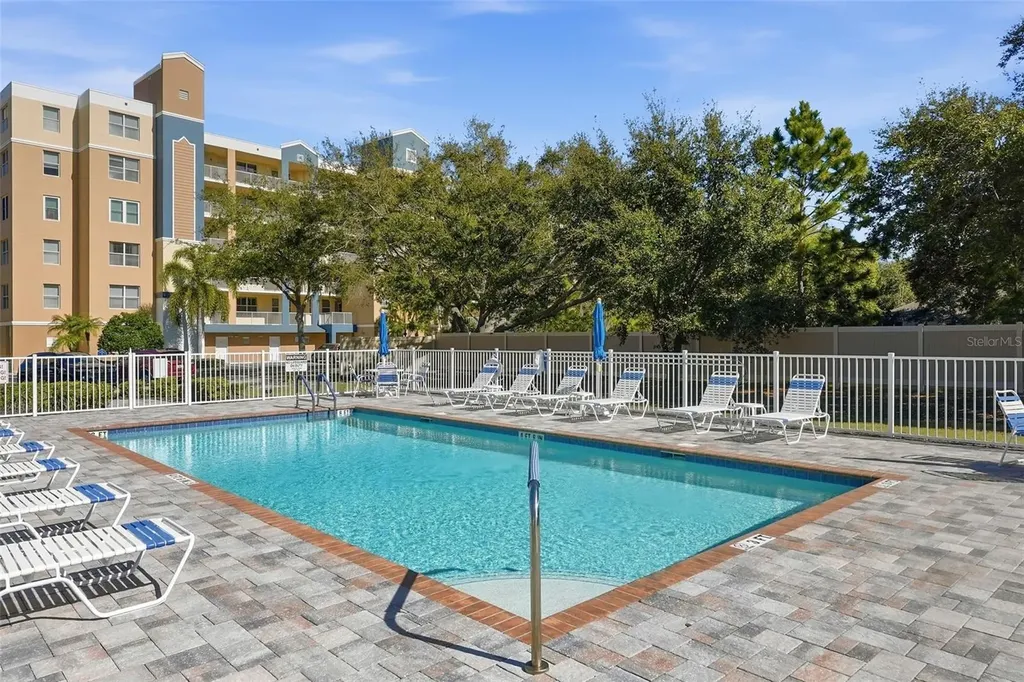 960 Starkey Road Largo FL 33771