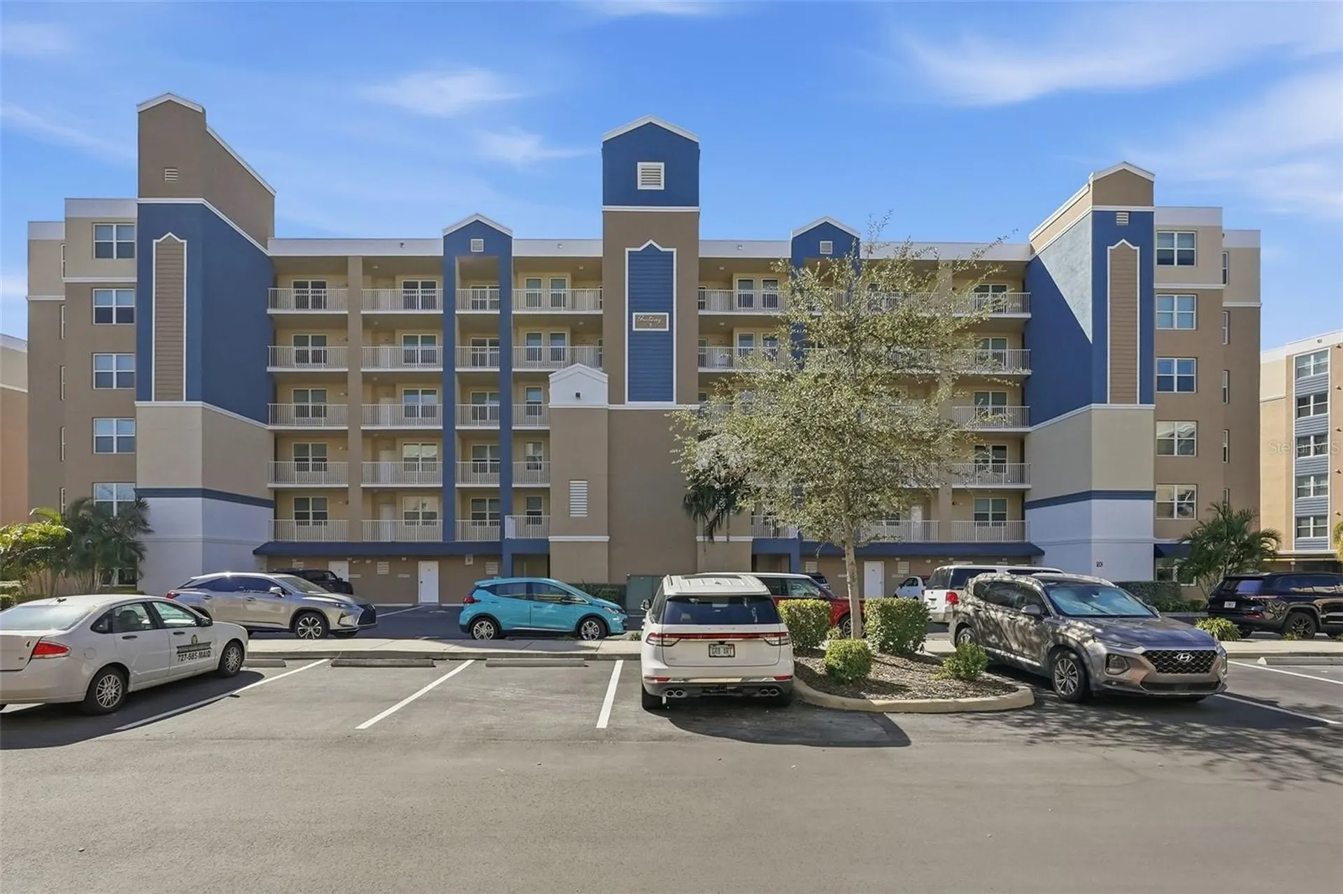 960 Starkey Road Largo FL 33771