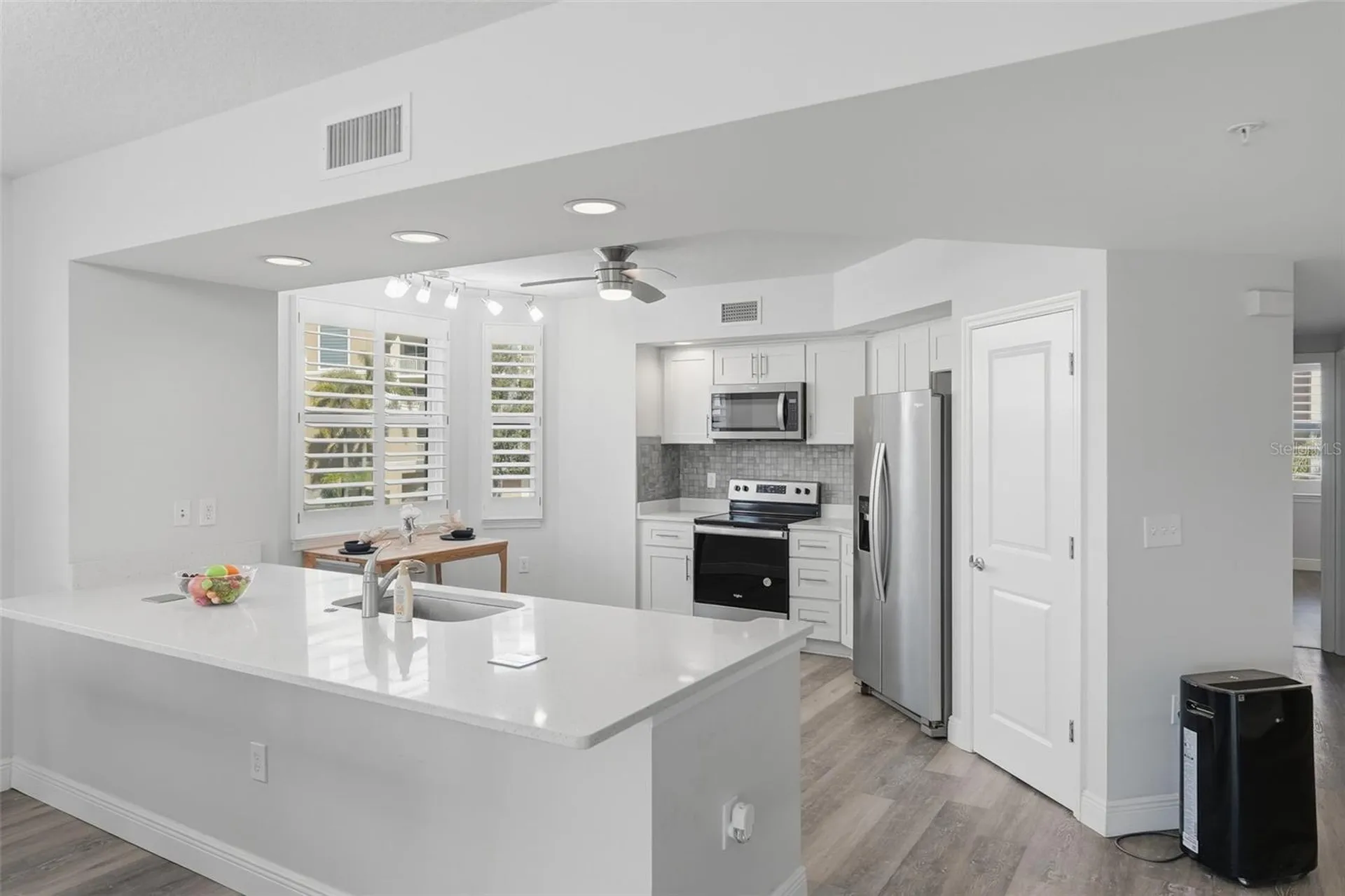 960 Starkey Road Largo FL 33771