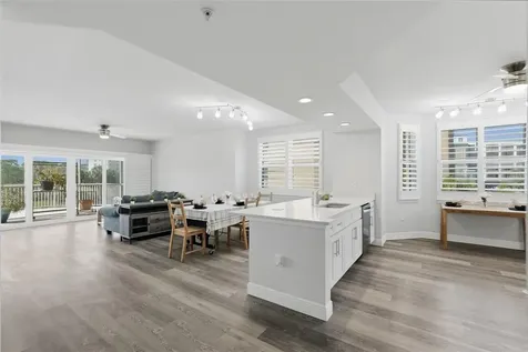 960 Starkey Road Largo FL 33771