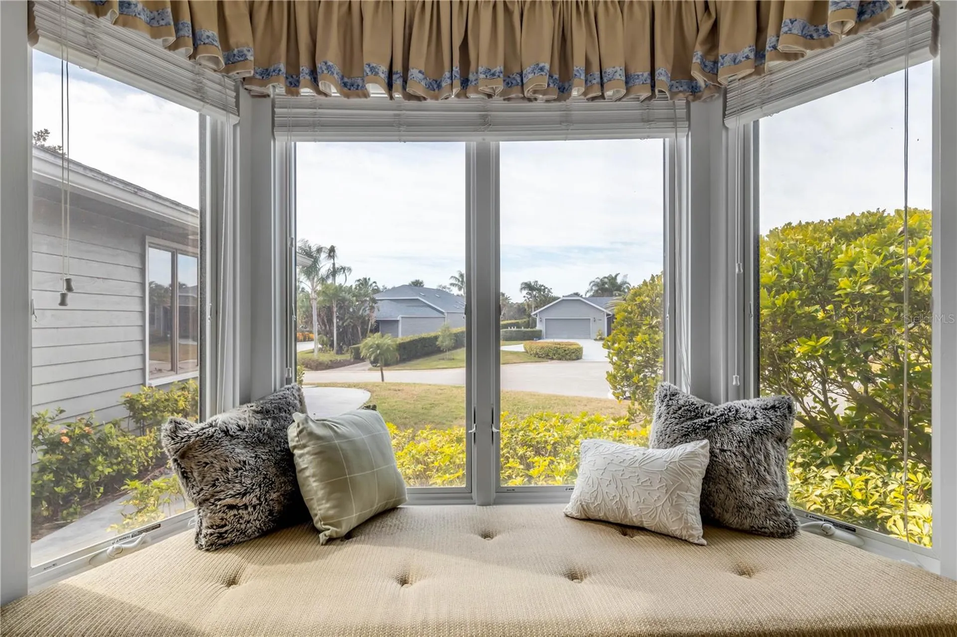 1098 Red Maple Way New Smyrna Beach FL 32168