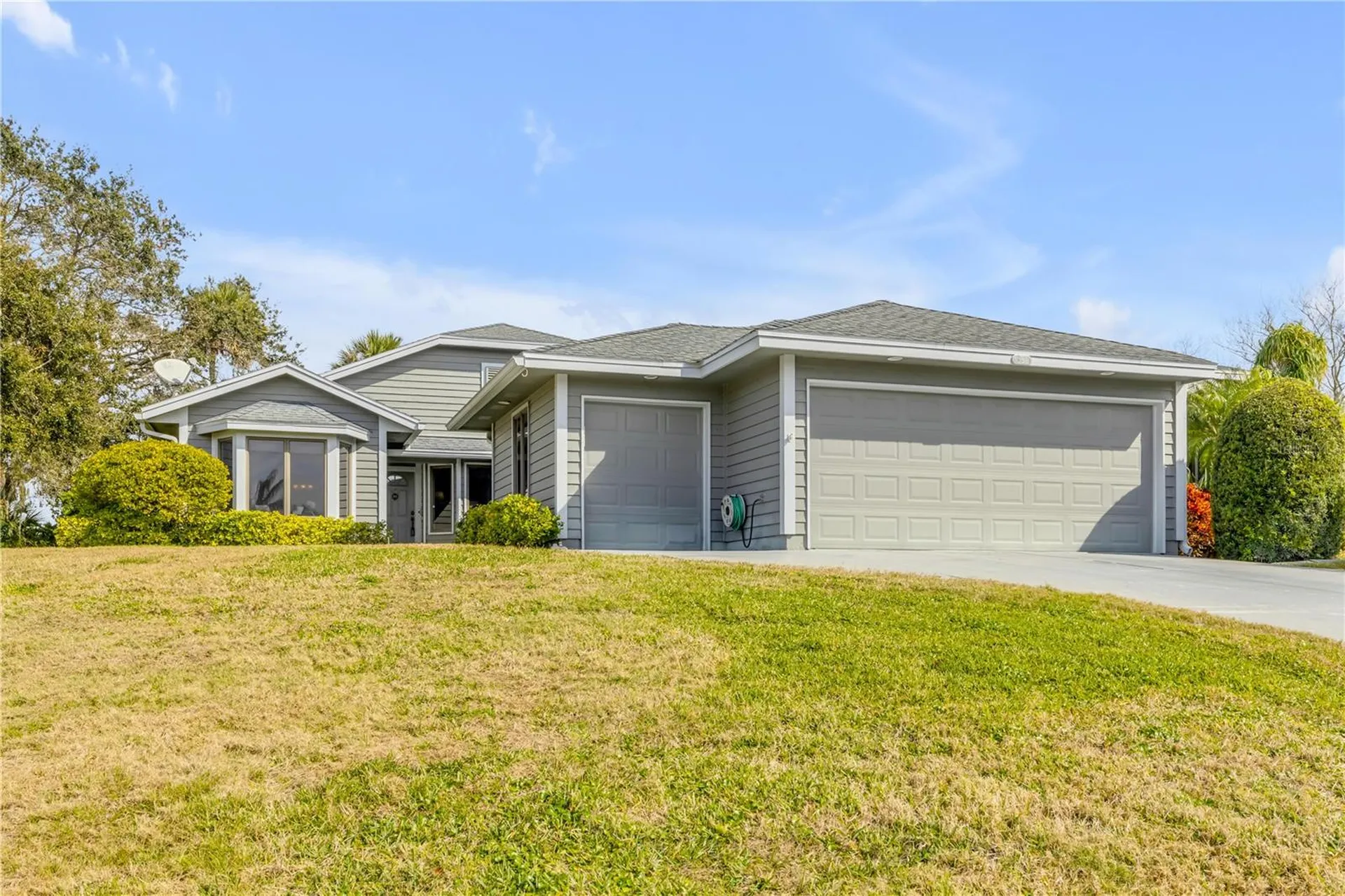 1098 Red Maple Way New Smyrna Beach FL 32168