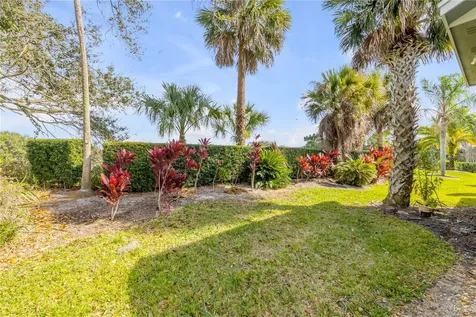 1098 Red Maple Way New Smyrna Beach FL 32168