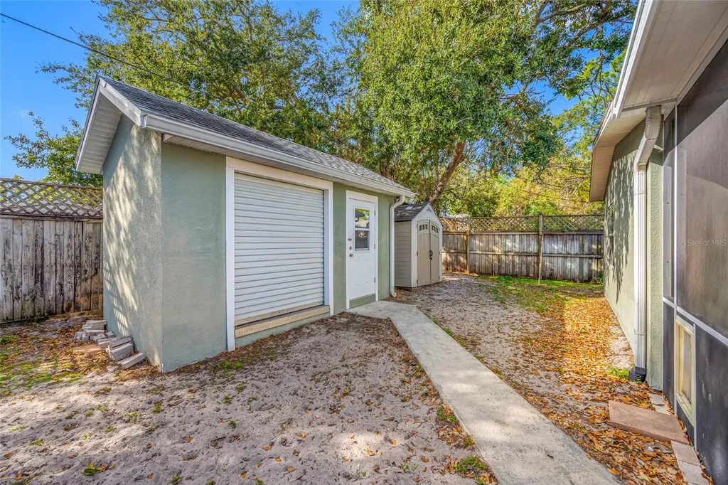 4104 W Leila Avenue Tampa FL 33616