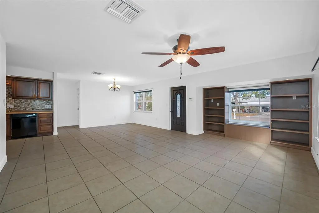 4104 W Leila Avenue Tampa FL 33616