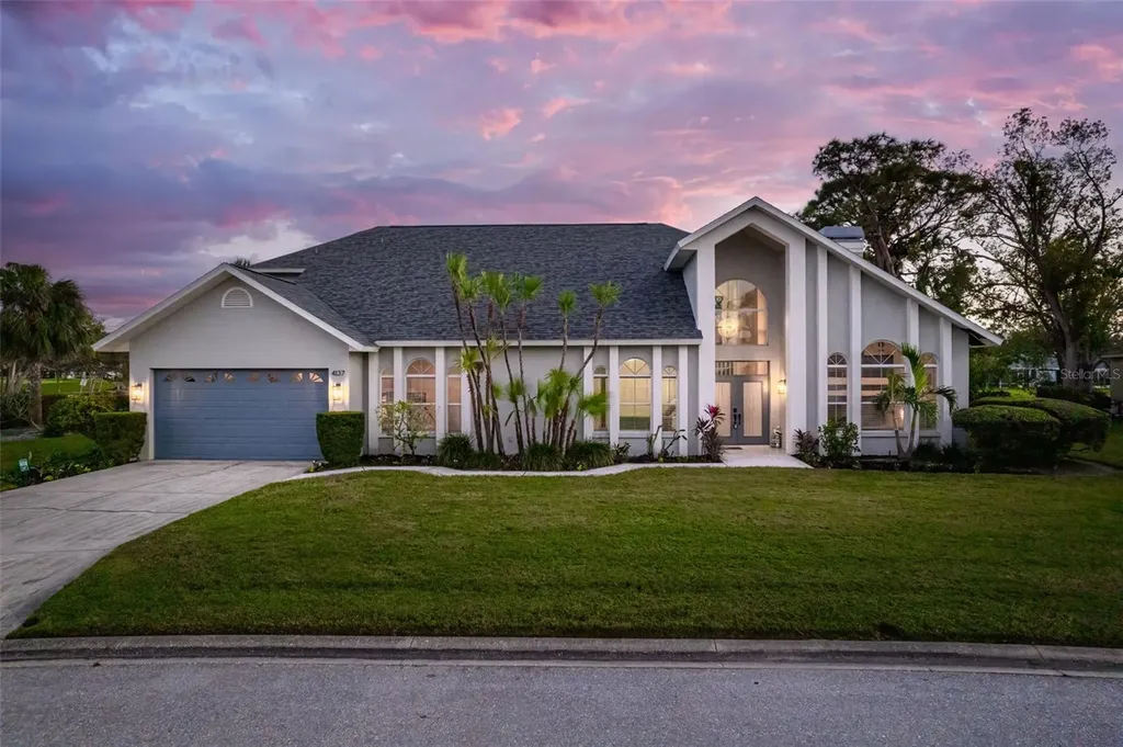 4137 Pinar Drive Bradenton FL 34210