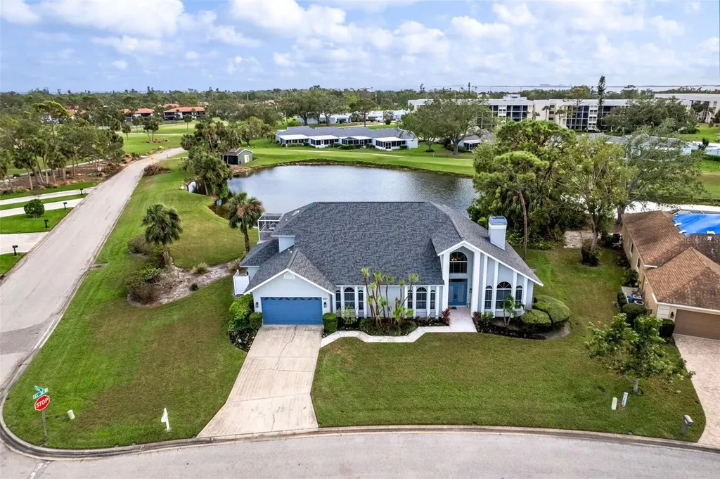 4137 Pinar Drive Bradenton FL 34210