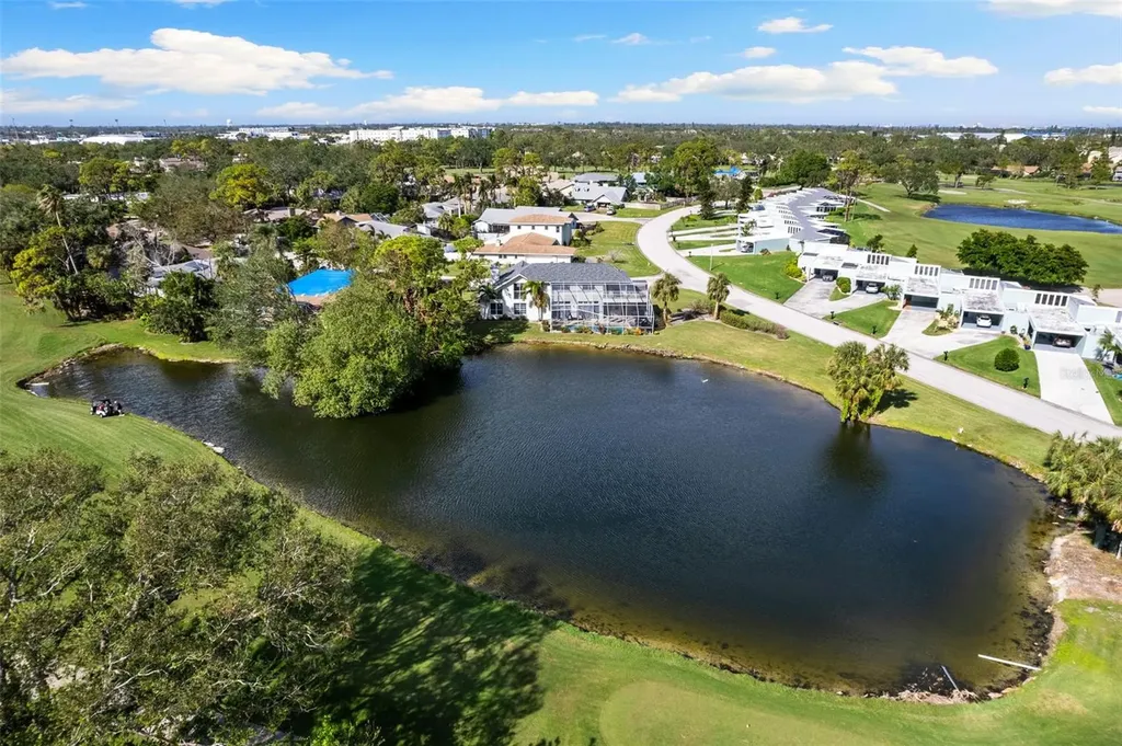 4137 Pinar Drive Bradenton FL 34210
