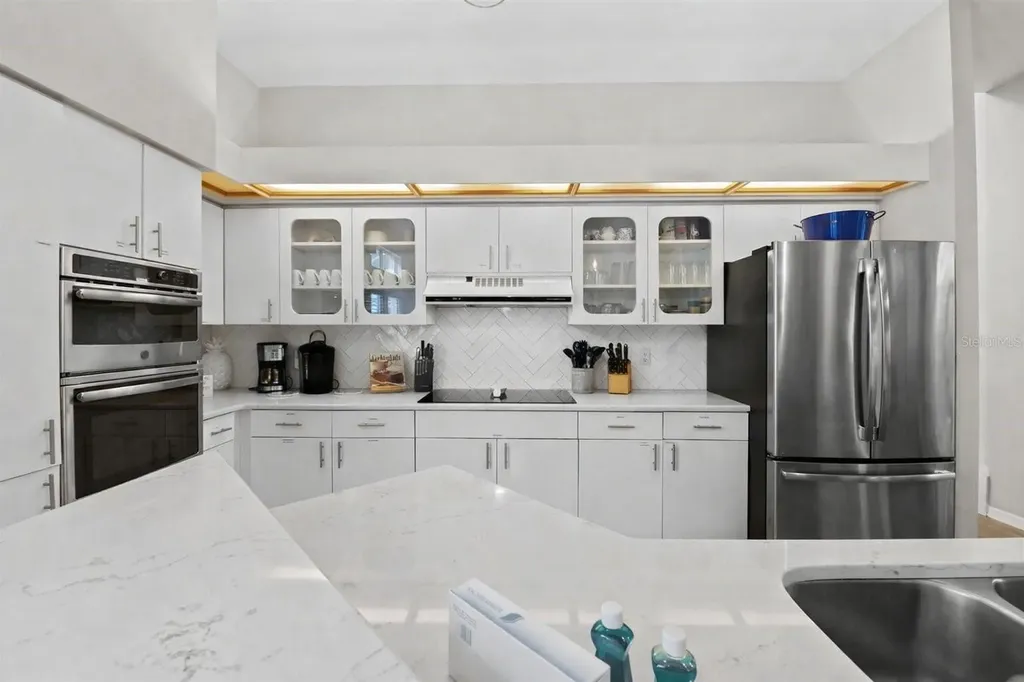 4137 Pinar Drive Bradenton FL 34210