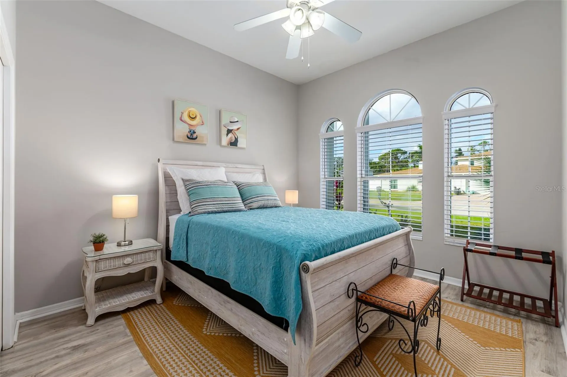 4137 Pinar Drive Bradenton FL 34210