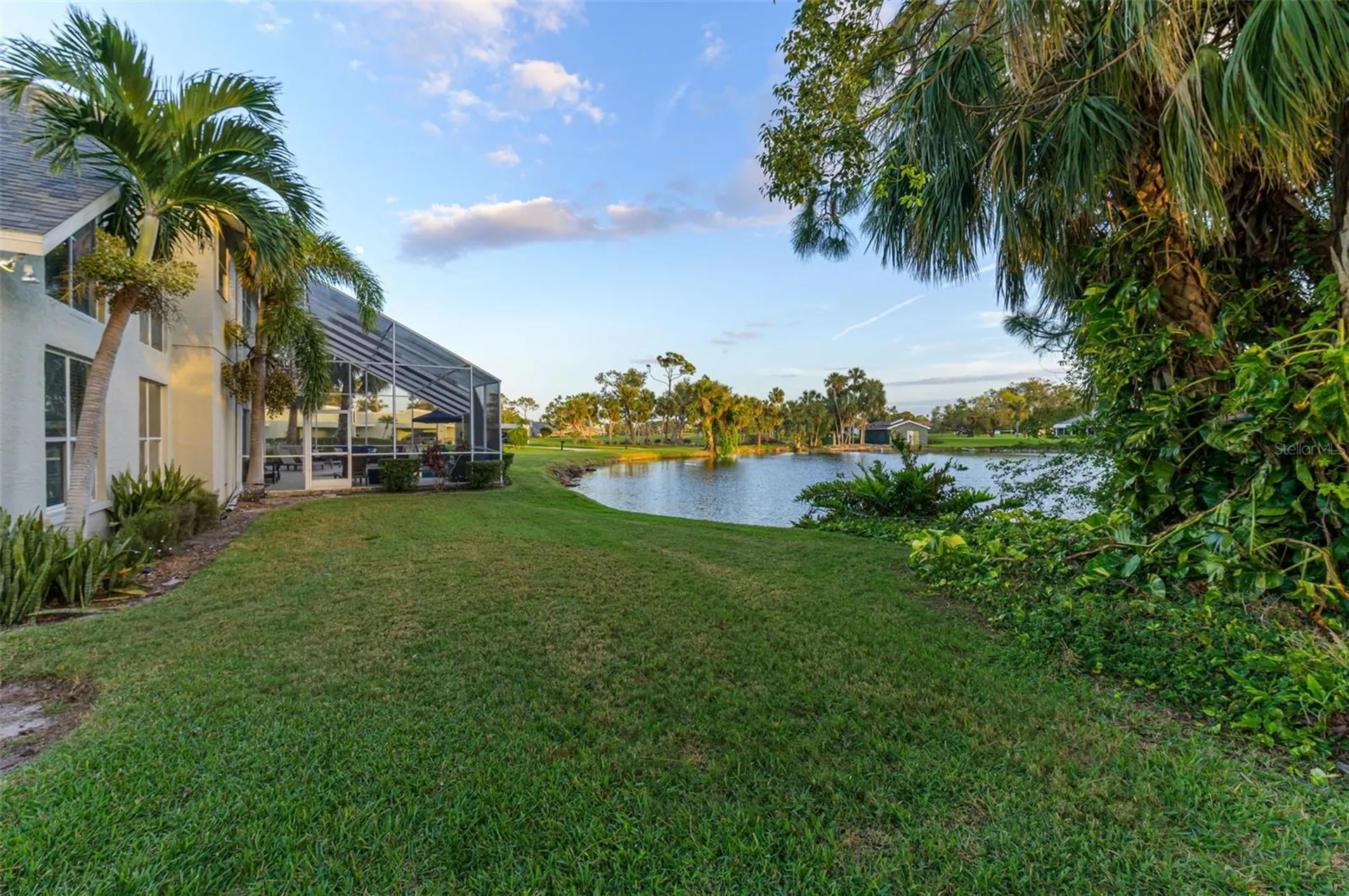 4137 Pinar Drive Bradenton FL 34210