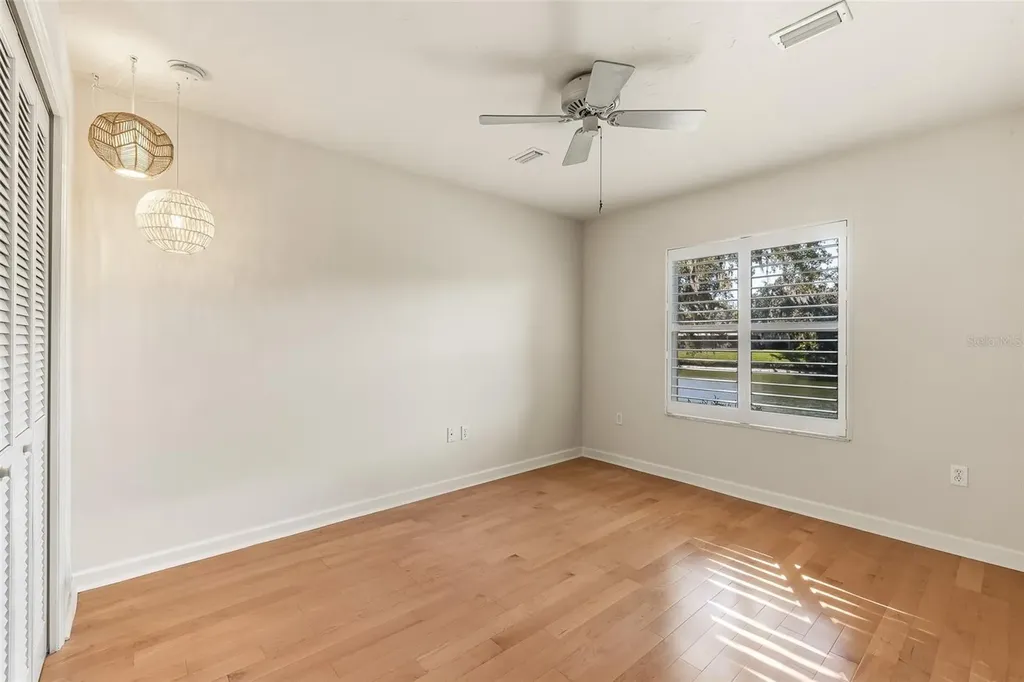 4502 Friar Tuck Lane Sarasota FL 34232